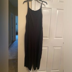 Old Navy black spaghetti strap jumpsuit